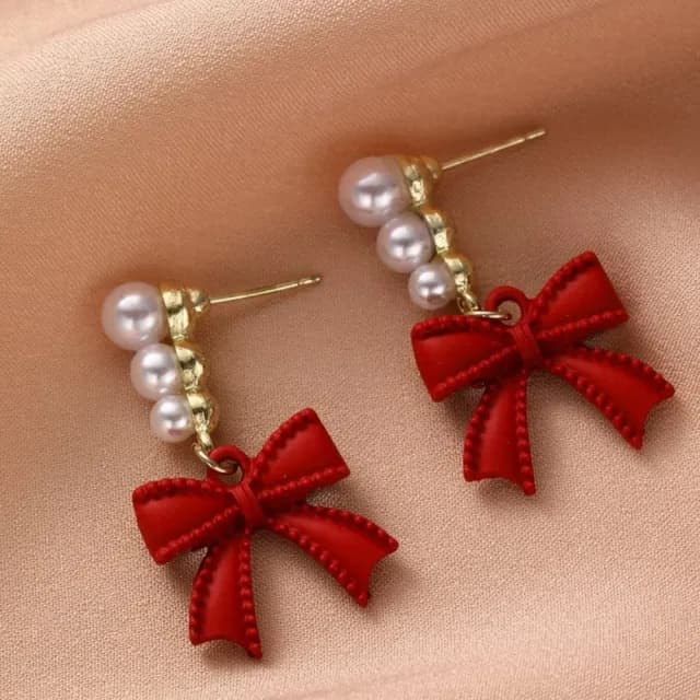 【甜美氣質】珍珠植絨蝴蝶結耳環1對(珍珠耳環 蝴蝶結耳環 裝飾 耳飾)