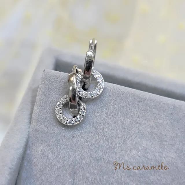 【Ms caramelo 焦糖小姐】925純銀鍍K白 圓形鋯石耳環(鋯石耳環)