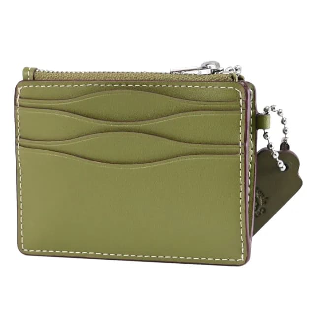 【COACH】經典吊飾C字LOGO波浪造型卡片鑰匙零錢包(橄欖綠)