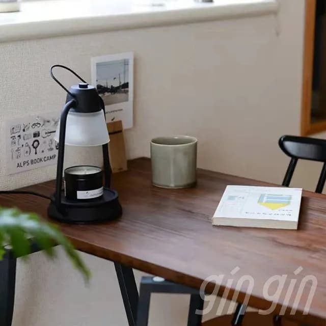 【gin gin】復古霧面玻璃 馬燈款 香氛蠟燭 融蠟燈 可定時 調光 贈蠟燭+燈泡X2(蠟燭燈 情人節 母親節 禮物)