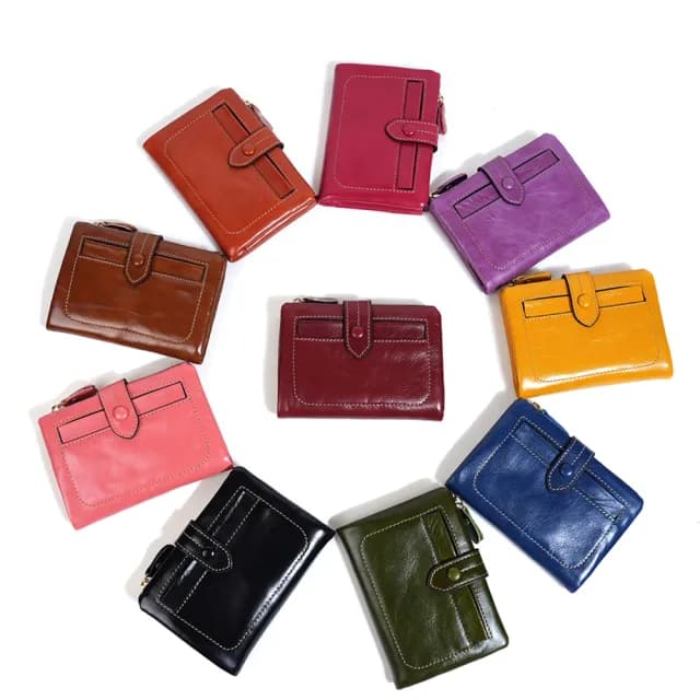 【Valentino Rudy 范倫鐵諾.路迪】招財油蠟真皮折疊式短夾 錢包 皮夾(9色 招財錢包 開運皮夾 LU30992)