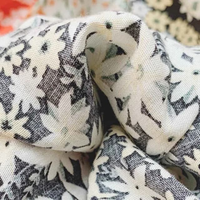 【橘魔法】女孩滿印碎花薄縮口褲(九分褲 防蚊褲 空調褲 薄長褲 褲子 女童 兒童 童裝)