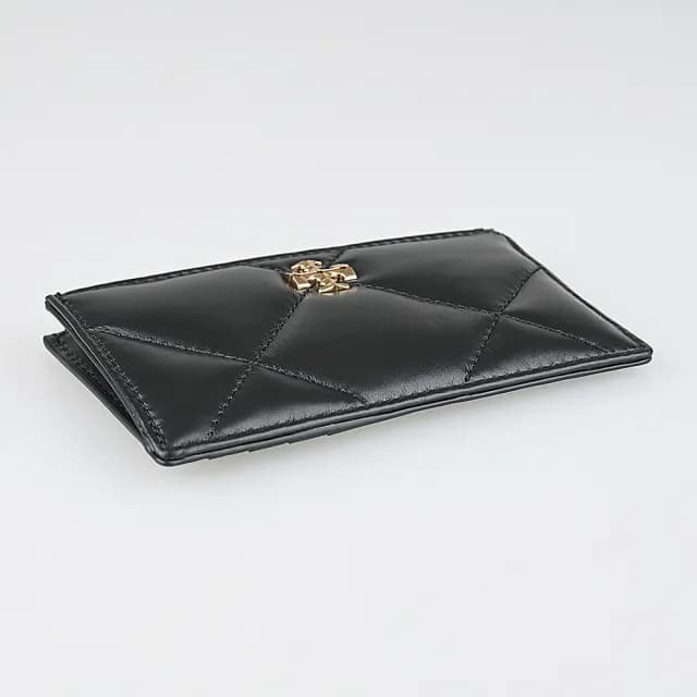 【TORY BURCH】TORY BURCH Kira立體古金字LOGO小牛皮菱格紋4卡拉鍊卡夾零錢包(黑)