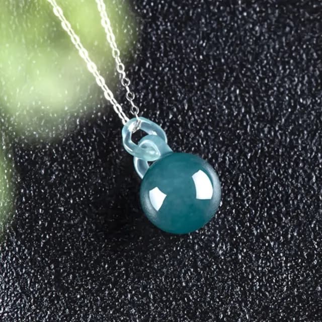 【Penny珮妮】A貨翡翠藍水 鎖扣圓珠 吊墜項鍊(母親節 生日禮物 交換禮物 尾牙 新年 結婚 情人節)