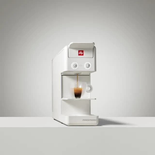 【illy】官方直營 Y3.3 膠囊咖啡機(白色)