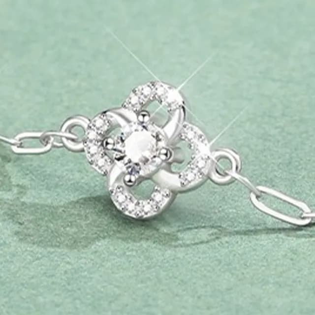 【LEEHER】雙11 四葉草/造型手鍊/莫桑石手鍊/質感銀飾/禮物首選/女用手鍊/純銀材質/百搭手鍊/女手鍊/氣質銀