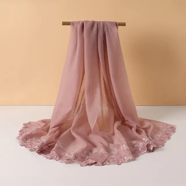 【I.Dear】100%羔羊毛花朵刺繡200支紗水溶羊毛圍巾披肩(羔羊絨/交換禮物)