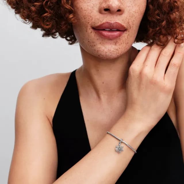 【Pandora 官方直營】幻彩雪花雙墜吊飾手鏈套組(新品上市)