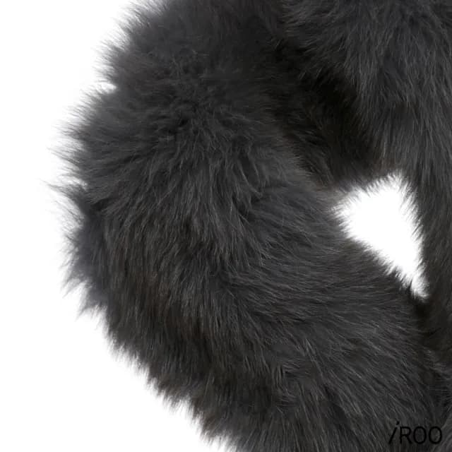 【iROO】時尚保暖狐狸毛圍巾
