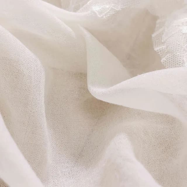 【I.Dear】100%羔羊毛法式蕾絲刺繡釘珠羊毛絨圍巾披肩(羔羊絨/交換禮物)