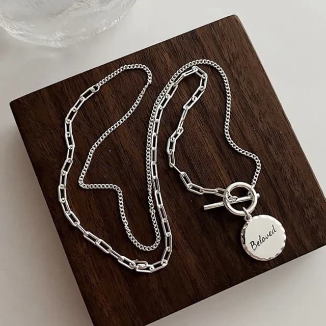 【Porabella】S925純銀 幾何圓牌字母OT扣項鍊｜極簡鎖骨鍊・生日/情人節/告白禮物推薦｜Necklace