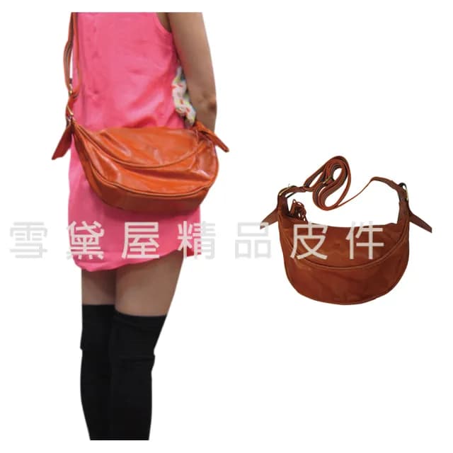 【SNOW.bagshop】情人節禮物 真皮 水餃包彎月包中容量(真皮包包 主袋內二隔層100%進口牛皮革材質復古個性肩