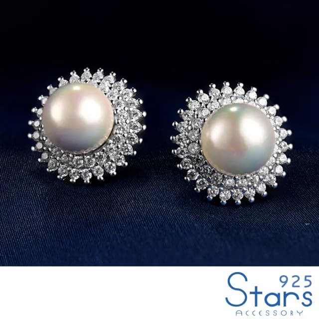 【925 STARS】純銀925圓潤貝珠璀璨美鑽花盤造型珍珠耳環(純銀925耳環 珍珠耳環 美鑽耳環)