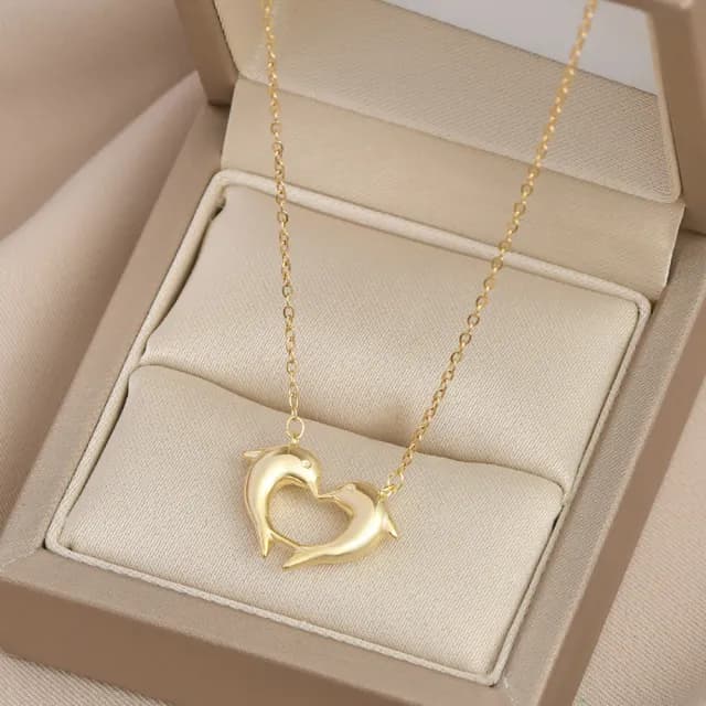 【Umi】韓式東大門簡約奢華時尚優雅百搭銀項鍊62653(浪漫雙海豚跳躍造型 韓劇 精緻情人節禮物)