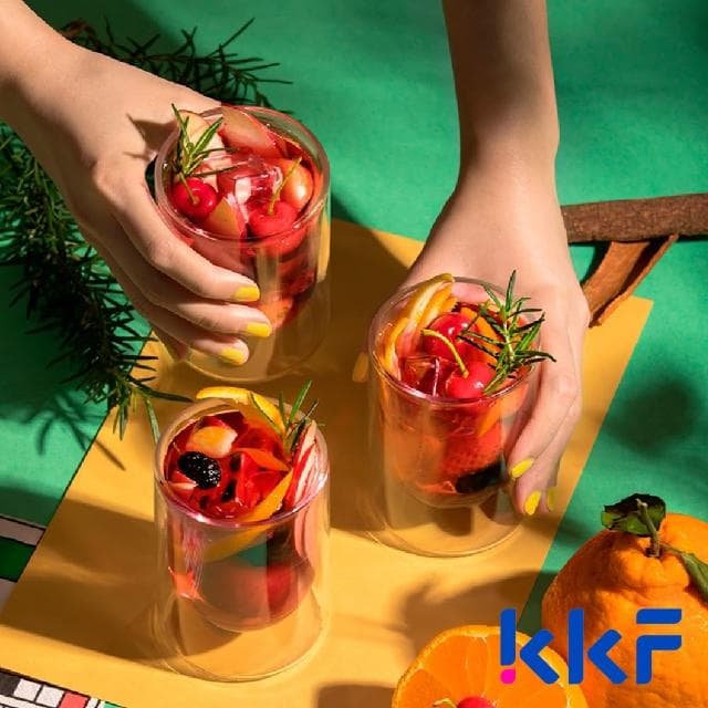 【KKF 吻吻魚】懸浮雙層玻璃水杯 230ml - 四色(耐熱玻璃、優美弧線、晶瑩色澤、送禮推薦)