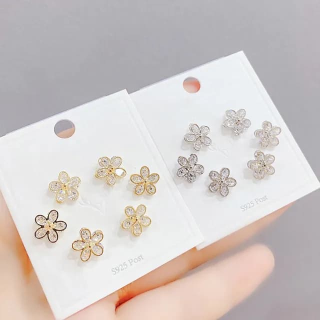 【Umi】1卡3對韓式東大門925純銀針浪漫花朵微鑲鑽花瓣奢華時尚優雅百搭銀耳環(微鑲鑽韓劇純色耳釘針扣590)