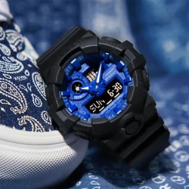 【CASIO 卡西歐】G-SHOCK 藍色變形蟲系列手錶 新年 禮物 推薦(GA-700BP-1A)