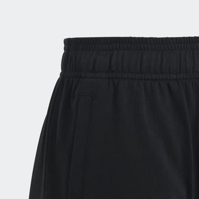 【adidas 愛迪達】運動短褲 童裝(HY4718)