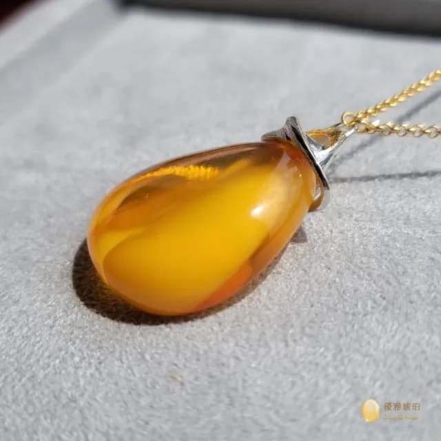 【優雅琥珀】母親節禮物  金絞蜜項鍊(具國際琥珀協會鑑定卡)