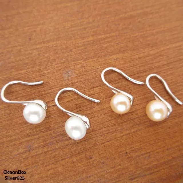 【海洋盒子】天然淡水珍珠。高雅質感針勾式純銀耳環.生日禮物 送禮  新年禮物(925純銀耳環外鍍