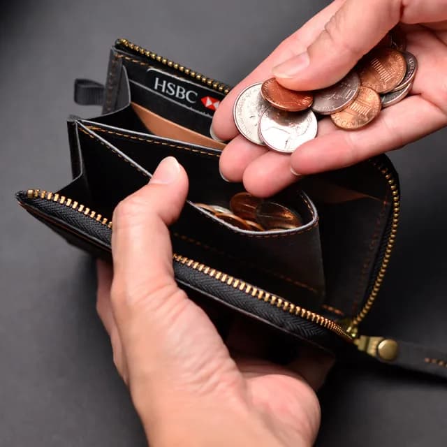 【俬品創意】雙11 L型零錢包_咖啡黑(RFID防盜刷.感應免取卡)