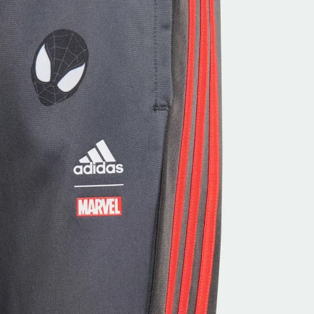 【adidas 愛迪達】MARVEL 蜘蛛人運動長褲 童裝(IB4850)