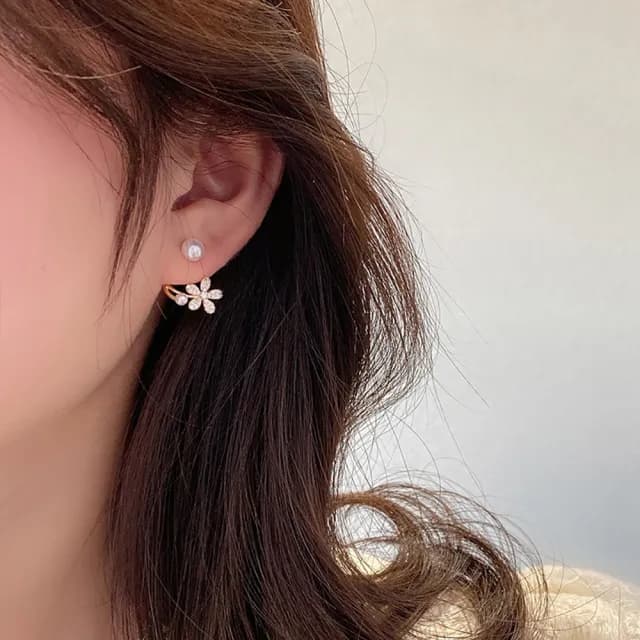 【Umi】925純銀針淡金色巴洛克微鑲鋯石復古輕奢珍珠與小花朵造型耳環(日韓時尚潮流耳飾耳針耳墜耳釘65414)
