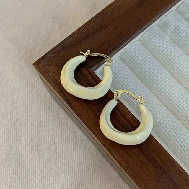 【Umi】925純銀針淡金色復古輕奢象牙米白色圓形環繞環形耳環64977(日韓時尚潮流耳飾耳針耳墜耳釘)