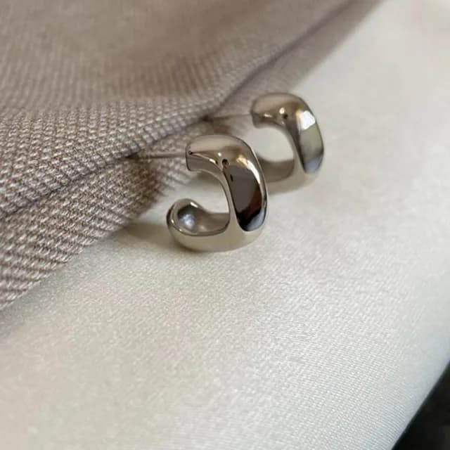 【Golicc】耳環 不規則 金屬感 C型(七夕 情人節 生日 飾品 耳釘 耳飾 耳墜 禮物)