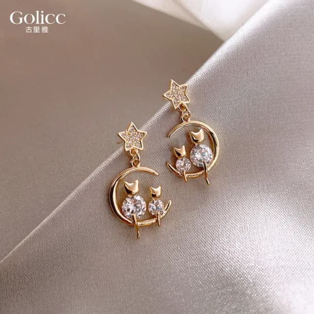 【Golicc】耳環 鑲鑽 貓咪(七夕 情人節 生日 飾品 耳飾 耳墜 禮物)