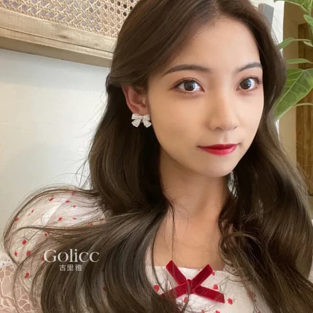 【Golicc】耳環 白 蝴蝶結(七夕 情人節 生日 飾品 耳釘 耳飾 耳墜 禮物)