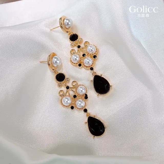 【Golicc】耳環 宮廷 黑水滴(七夕 情人節 生日 飾品 耳釘 耳飾 耳墜 禮物)