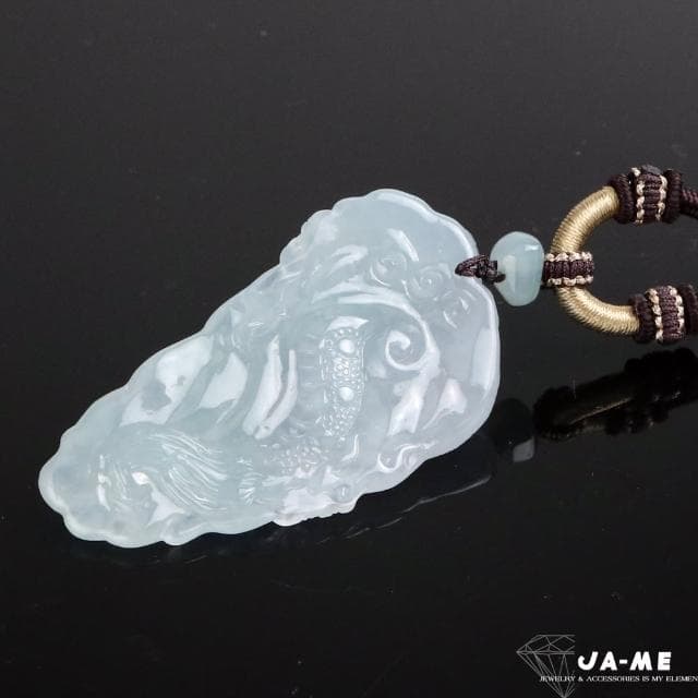 【JA-ME】天然A貨翡翠冰種起膠感天空藍色龍行天下項鍊(寶島樂購節/禮物/現貨)
