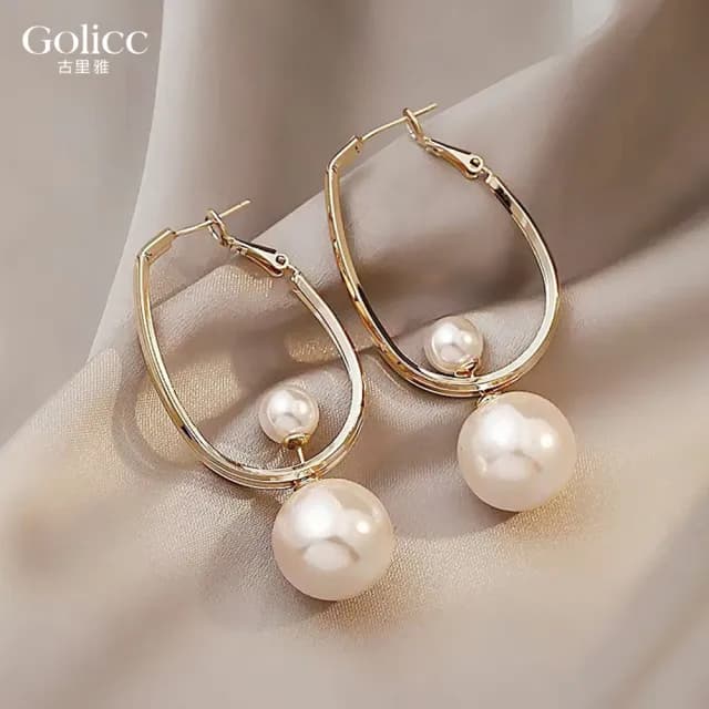 【Golicc】耳環 貴氣 珍珠(雙11 聖誕節 生日 飾品 耳釘 耳飾 耳墜 禮物)