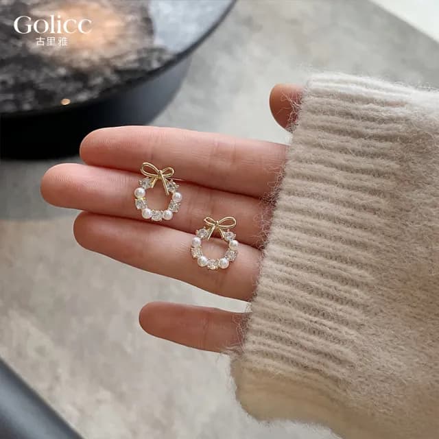 【Golicc】耳環 鑲鑽 蝴蝶(99購物限定 生日 飾品 耳釘 耳飾 耳墜 禮物)
