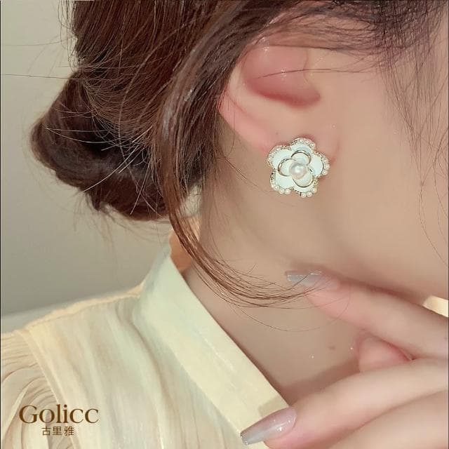 【Golicc】耳環 山茶花 珍珠(母親節 生日 情人節 飾品 耳釘 耳飾 耳墜 禮物)