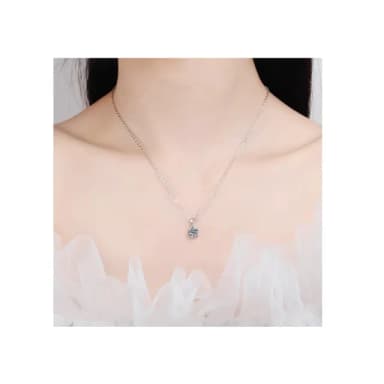 【A&R】莫桑鑽奢華鎖骨項鍊款1克拉附精美禮盒(六爪 S925純銀 抗過敏 情人節 生日 禮物)
