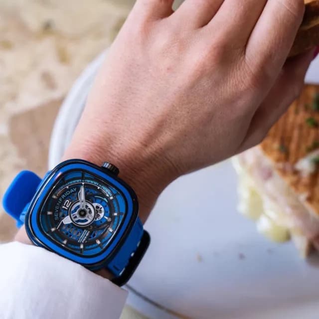 【SEVENFRIDAY】彩色碳纖維 透視自動上鍊機械錶-47X47.6mm 送禮 禮物 推薦(PS3/04)