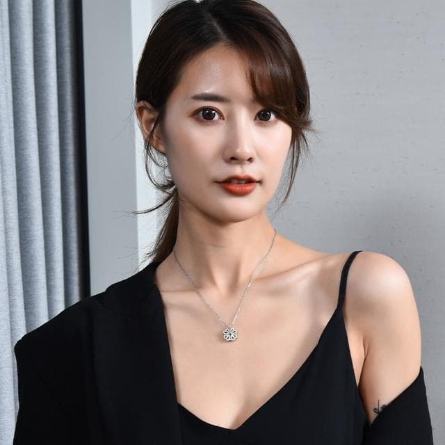 【Golicc】項鍊 四葉草 創意 時尚 愛心 鎖骨鍊(母親節 生日 情人節 鎖骨鍊 項鍊 飾品 禮物)