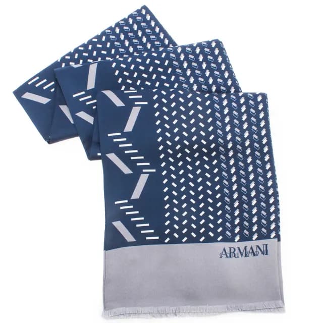 【ARMANI COLLEZIONI】幾何圖案短流蘇管狀蠶絲薄圍巾(湛藍色)