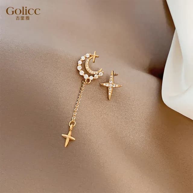 【Golicc】耳環 星月 不對稱(七夕 情人節 生日 飾品 耳釘 耳飾 耳墜 禮物)