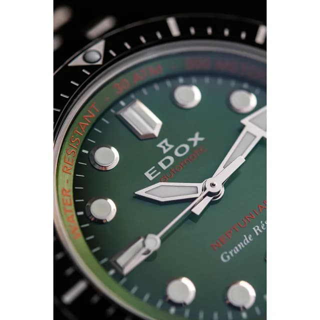【EDOX 伊度】Neptunian 海神 68H超動能300米潛水機械錶-綠/42mm 送禮 禮物 推薦(E80801.3VM.VDN)