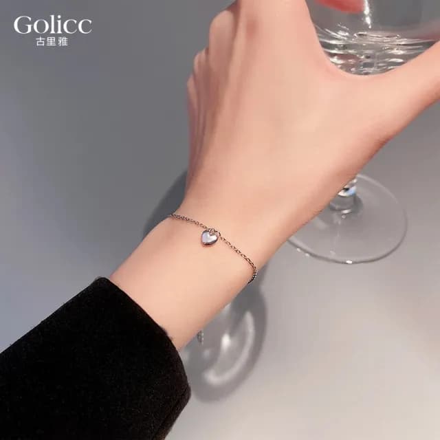 【Golicc】手鍊 ins 簡約 愛心 鈦鋼(七夕 情人節 生日 手環 手繩 首飾 飾品 禮物)