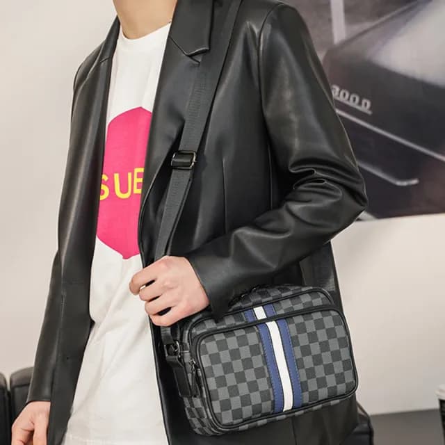 【LEEHER】男生郵差包/男生包包/肩背包/男朋友生日禮物/精品包包/郵差包男/復古郵差包/側背包男
