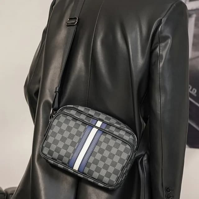 【LEEHER】男生郵差包/男生包包/肩背包/男朋友生日禮物/精品包包/郵差包男/復古郵差包/側背包男