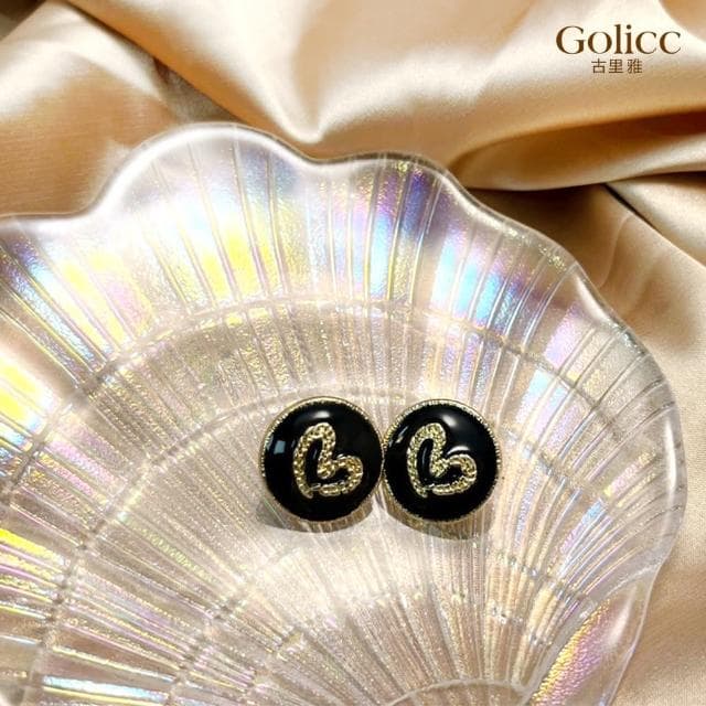 【Golicc】法式 輕奢 復古 愛心 耳釘(母親節 生日 情人節 飾品 耳釘 耳飾 耳墜 禮物)