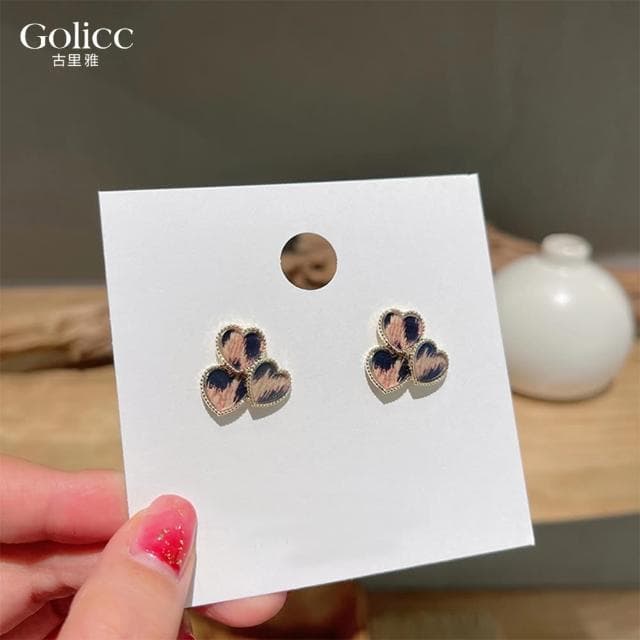 【Golicc】耳環 韓國 復古 豹紋 小愛心(母親節 生日 情人節 飾品 耳釘 耳飾 耳墜 禮物)