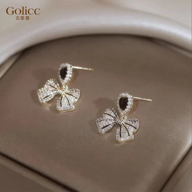 【Golicc】耳環 珍珠 蝴蝶結(七夕 情人節 生日 飾品 耳釘 耳飾 耳墜 禮物)
