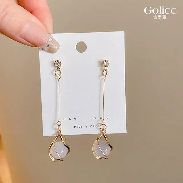 【Golicc】耳環 韓版 鋯石 星星(七夕 情人節 生日 飾品 耳釘 耳飾 耳墜 禮物)