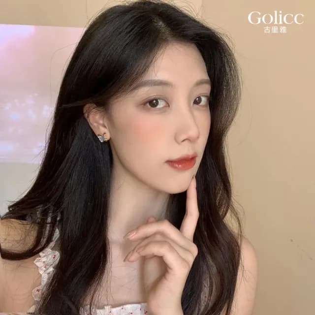 【Golicc】耳環 立體 藍色 蝴蝶(七夕 情人節 生日 飾品 耳釘 耳飾 耳墜 禮物)